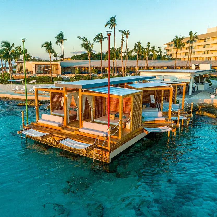 Caribbean food in Cozumel with cozy cabañas at Le Cap