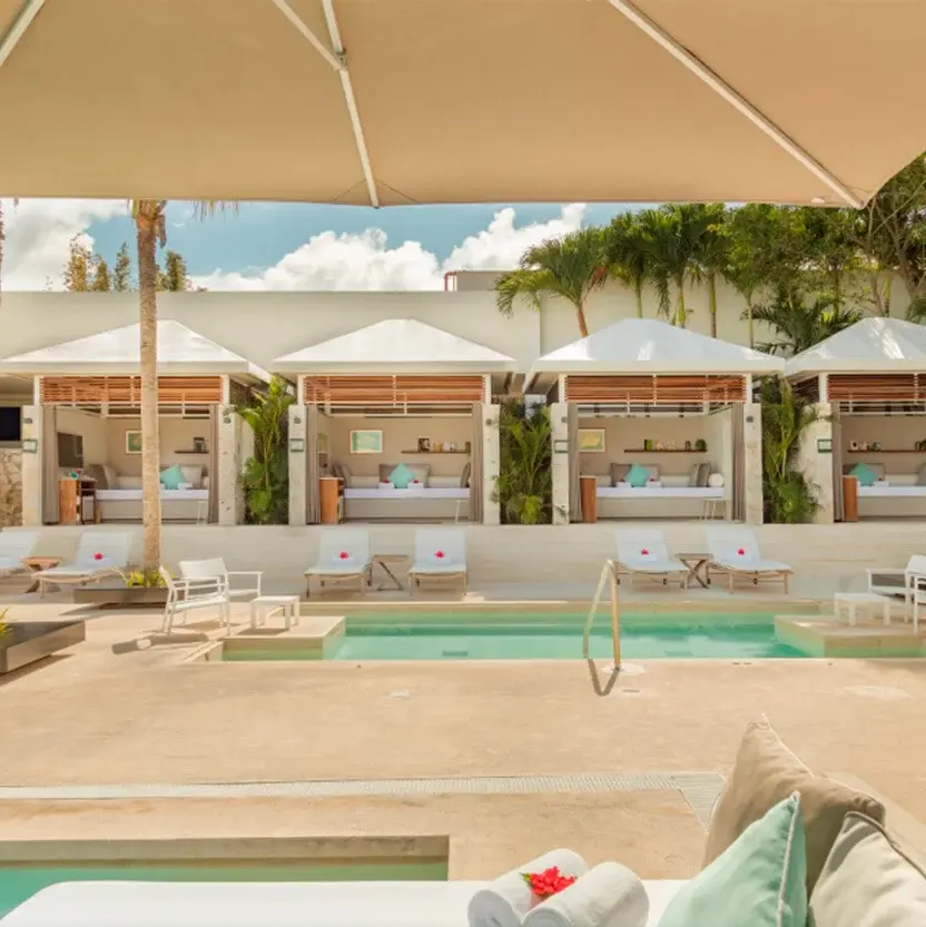 Presidente InterContinental Cozumel breakfast at hotel with pool