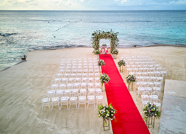 Beach wedding in Cozumel